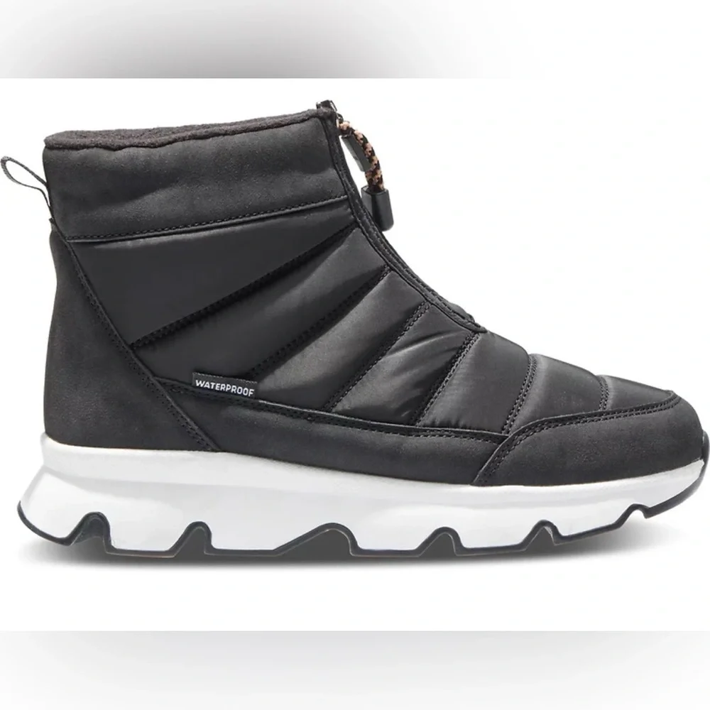 Magellan Outdoors Women Black Quilted Snow Waterproof Size 8 B NEW